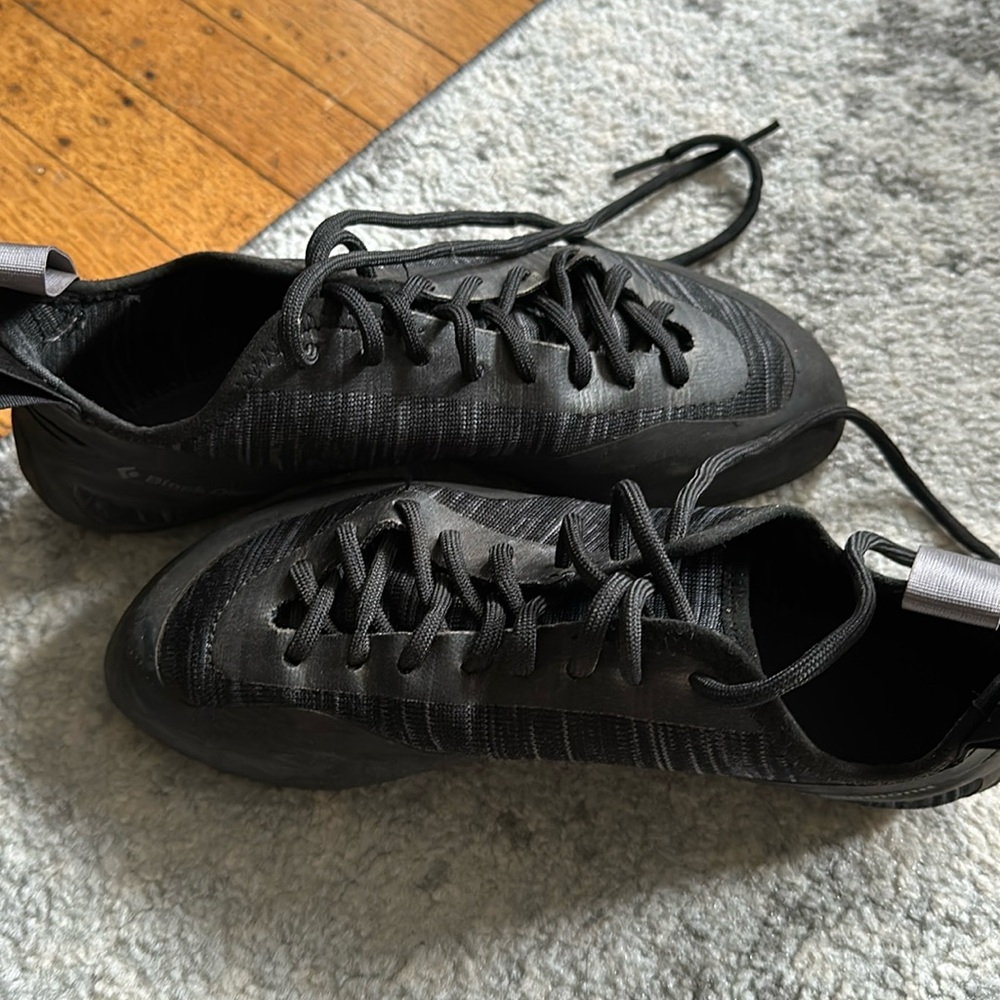 Black Diamond Momentum Lace Climbing Shoe size 8 men’s